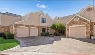 Photo #2: 21297678 Listing