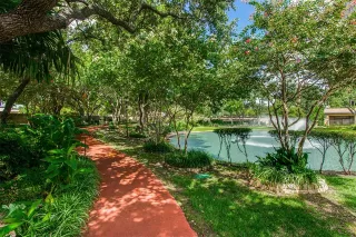 Photo #2: 21297697 Listing