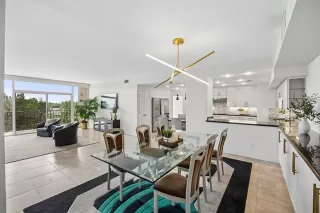 Photo #4: 21297697 Listing