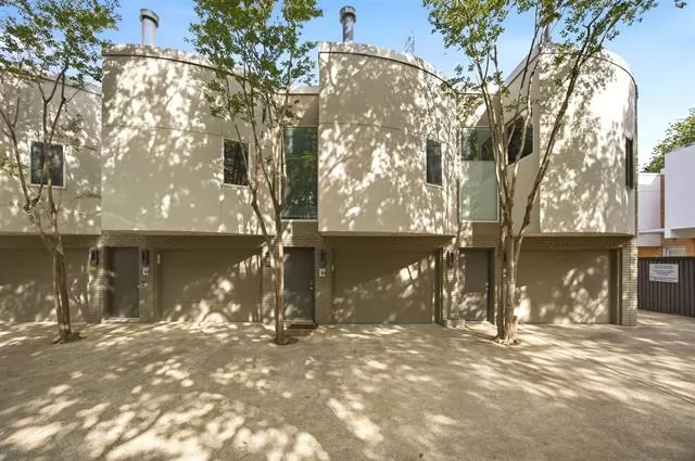 MLS: 21297782 Condo For Sale