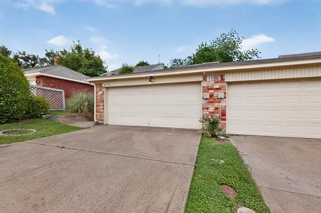 MLS: 21297874 Condo For Sale