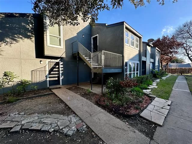 MLS: 21297912 Condo For Sale