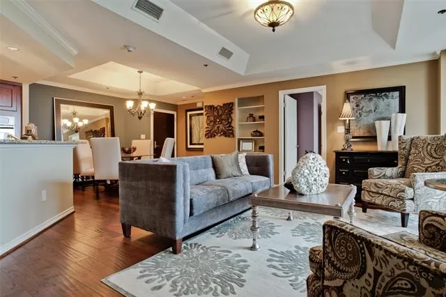 MLS: 21298013 Condo For Sale