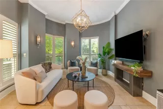 Photo #3: 21298287 Listing 