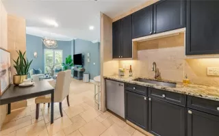 Photo #6: 21298287 Listing 