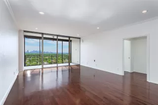 Photo #2: 21298445 Listing 