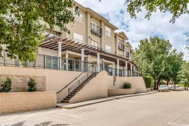MLS: 21299054 Condo For Sale