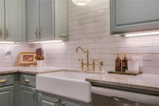Photo #3: 21299308 Listing
