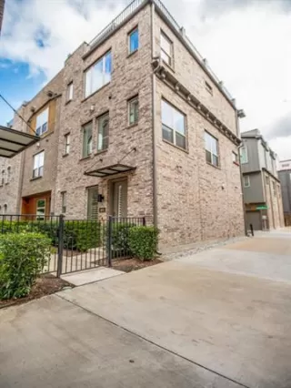 Photo #3: 21299366 Listing