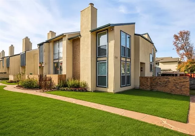 MLS: 21299536 Condo For Sale