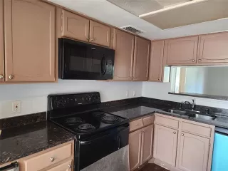 Photo #3: 21299549 Listing 