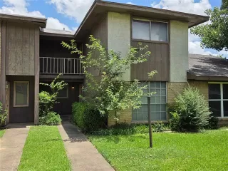 Photo #2: 21300010 Listing