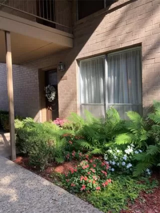 Photo #2: 21300128 Listing