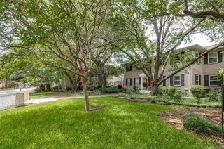 Photo #3: 21300545 Listing