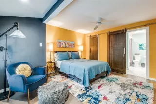 Photo #4: 21300919 Listing