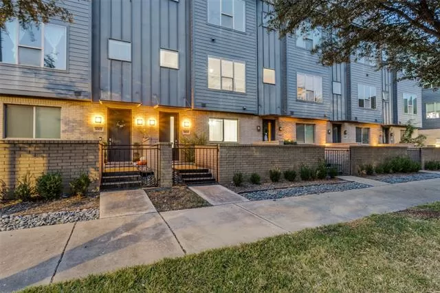 MLS: 21300967 Condo For Sale