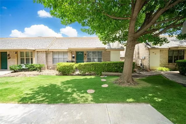 MLS: 21301254 Condo For Sale