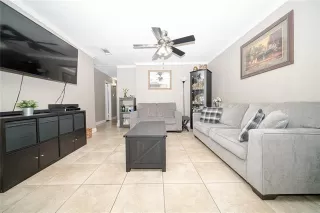 Photo #6: 21301254 Listing