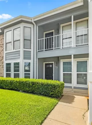 Photo #4: 21301573 Listing