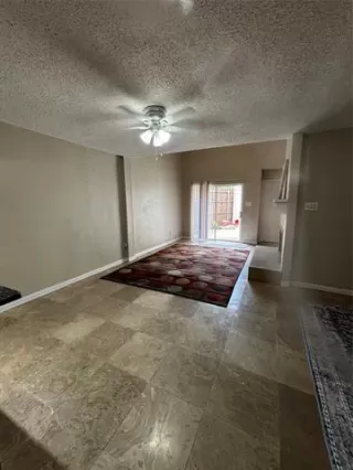 Photo #6: 21301887 Listing