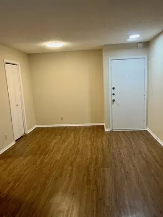Photo #3: 21302142 Listing 