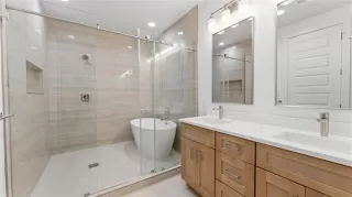 Photo #6: 21302191 Listing