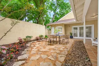 Photo #4: 21302262 Listing 