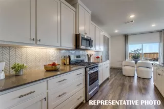 Photo #6: 21303155 Listing 