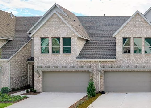 MLS: 21303164 Condo For Sale