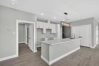 Photo #5: 21303530 Listing 