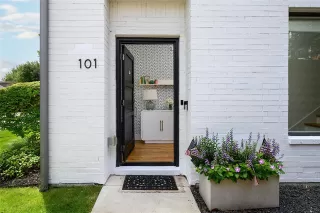 Photo #3: 21303680 Listing