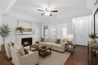Photo #2: 21304458 Listing