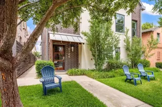 Photo #4: 21304968 Listing 