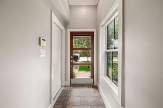 Photo #6: 21304968 Listing 