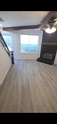 Photo #6: 21305648 Listing