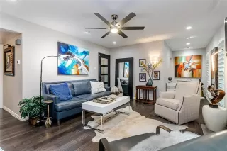 Photo #3: 21305859 Listing