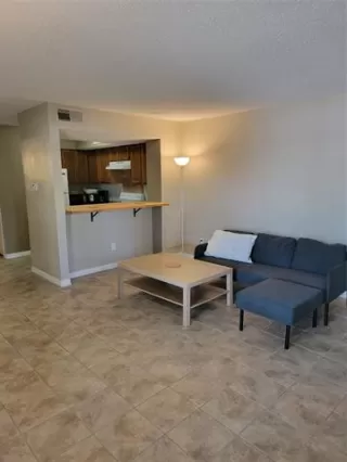 Photo #4: 21305871 Listing 