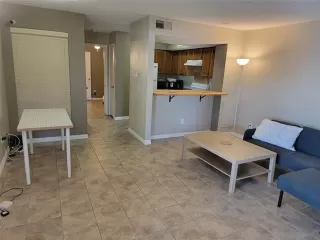 Photo #5: 21305871 Listing 