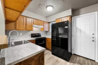 Photo #6: 21305988 Listing