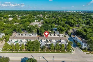 Photo #2: 21306377 Listing