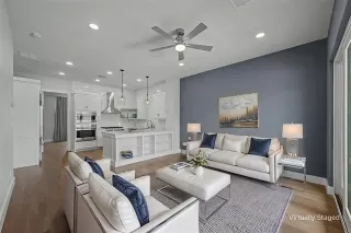 Photo #3: 21306377 Listing