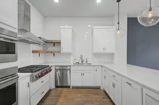 Photo #4: 21306377 Listing
