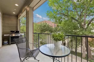 Photo #6: 21306908 Listing 
