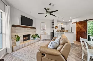Primary Photo for MLS#: 21306946