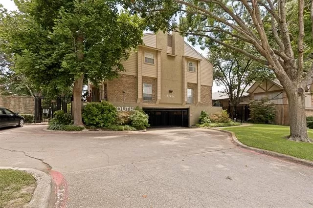 MLS: 21307058 Condo For Sale