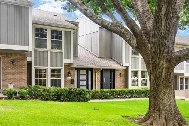 MLS: 21307090 Condo For Sale