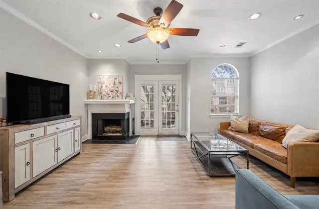 MLS: 21307811 Condo For Sale
