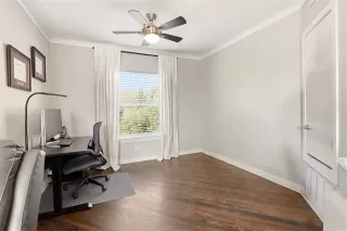 Photo #4: 21308080 Listing 