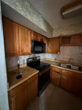 Photo #6: 21308754 Listing