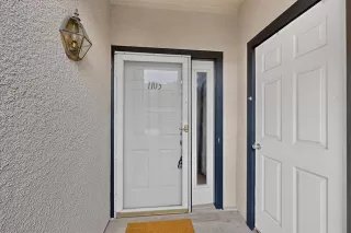 Photo #4: 21308783 Listing